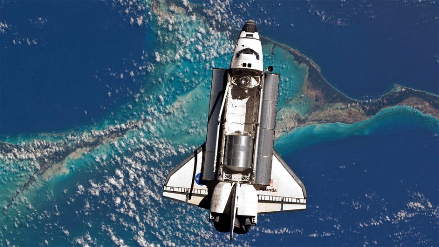 space-shuttle-atlantis-170747.jpg