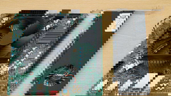 Immagine di I chip difettosi di PS5 verranno usati all'interno dei PC