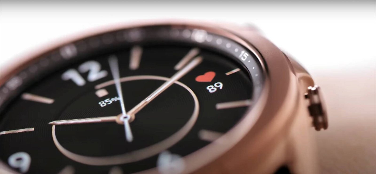 Immagine di Svelata l'eleganza del Galaxy Watch4 Classic con One UI Watch