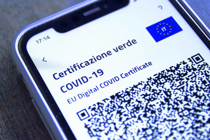 Immagine di Green Pass, come averlo sempre a portata di mano su iPhone e Android