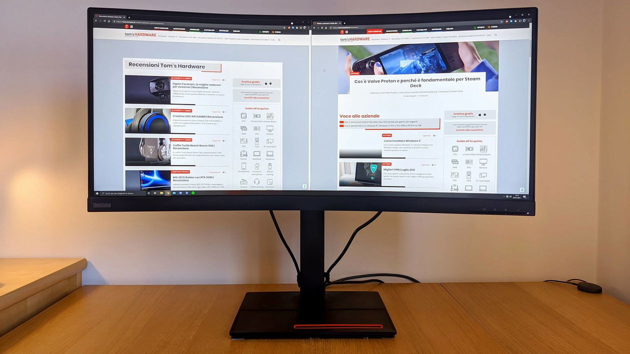 Immagine di Lenovo ThinkVision T34w-20 | Recensione