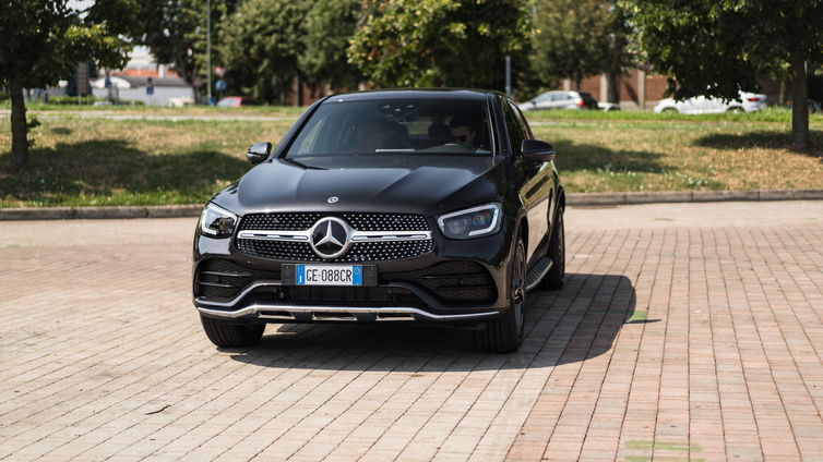 Immagine di Prova, Mercedes GLC 300de 4Matic EQ Power: il SUV ibrido diesel con consumi da record