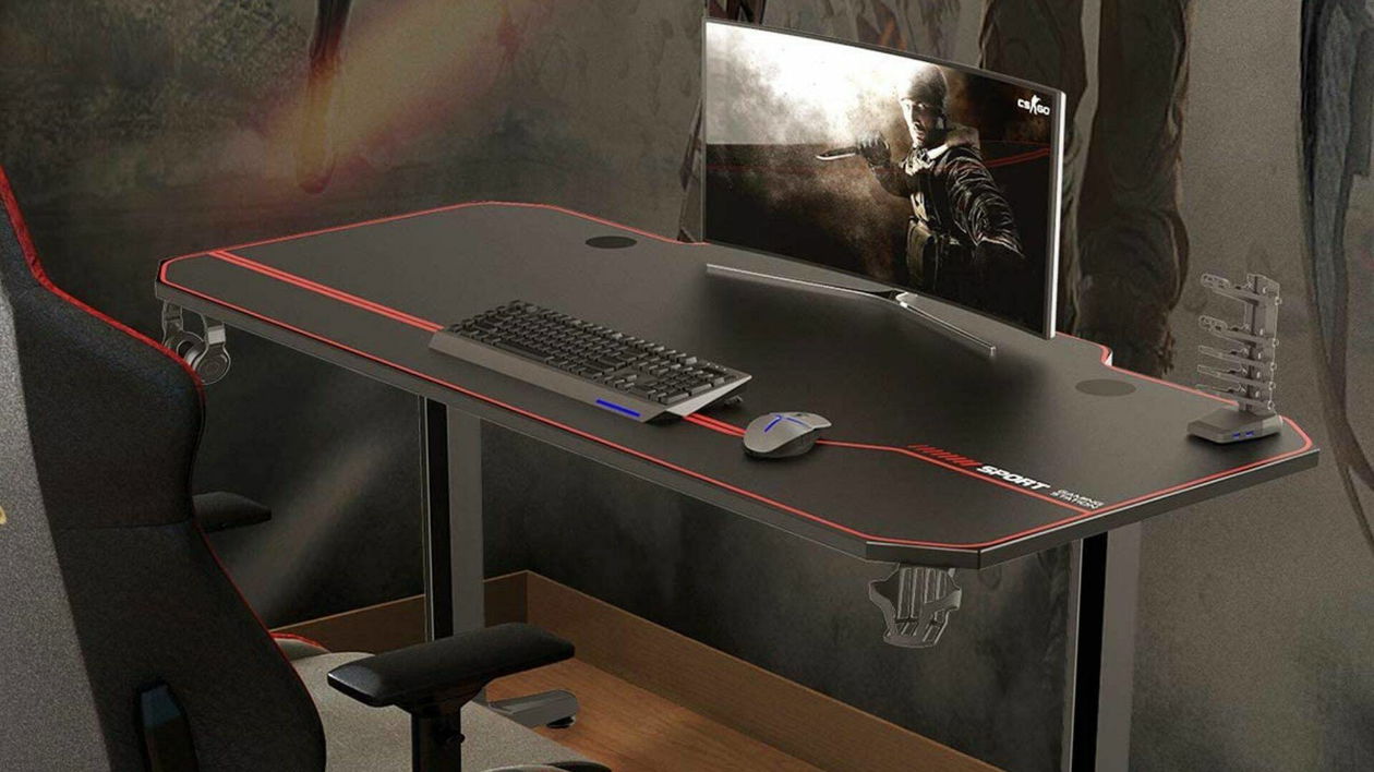 Immagine di Offerte del giorno Amazon: Scrivania da gaming con accessori ad un prezzo shock