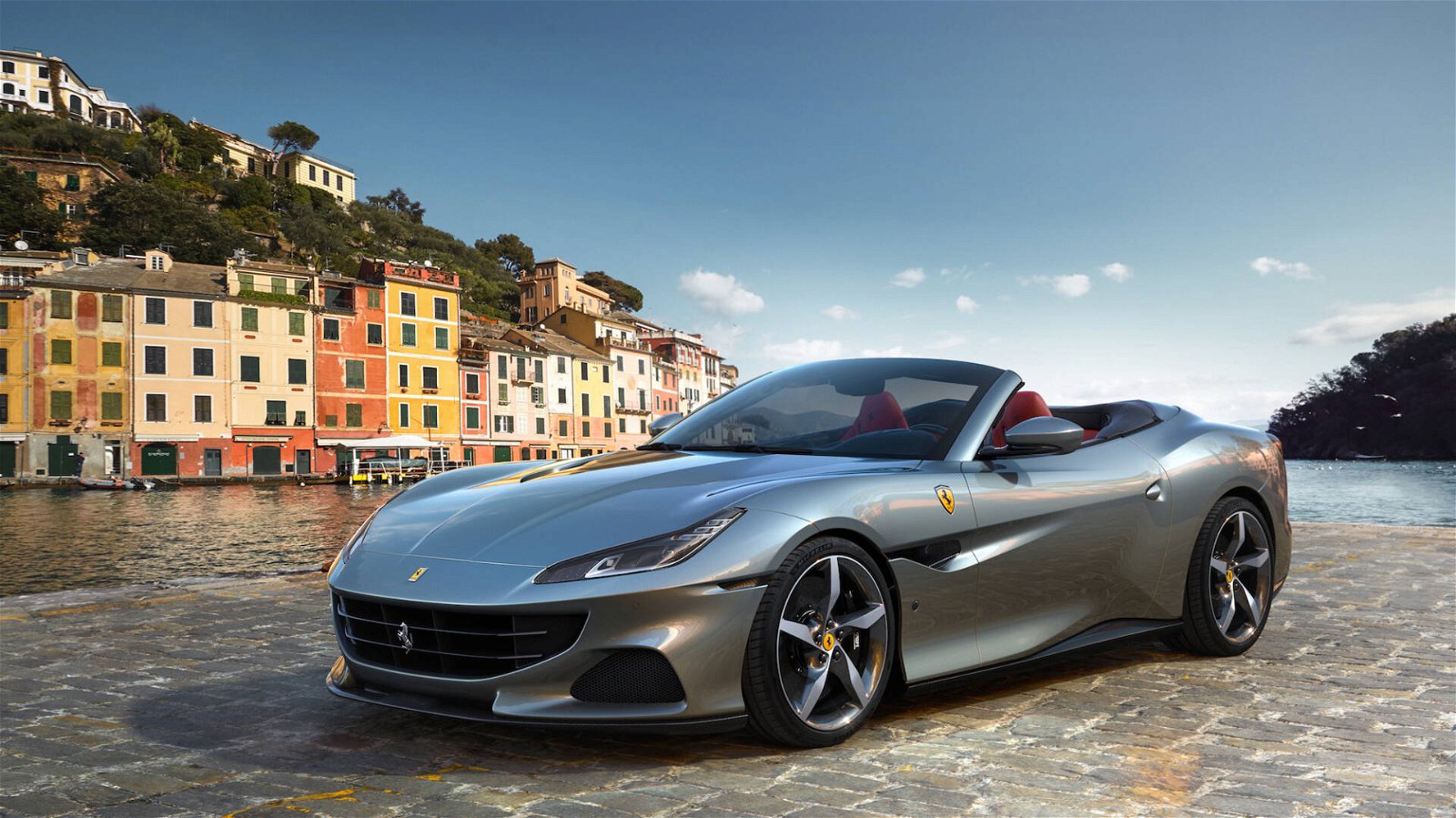 Immagine di Ferrari stampa soldi: consegne migliori dell’epoca pre-covid