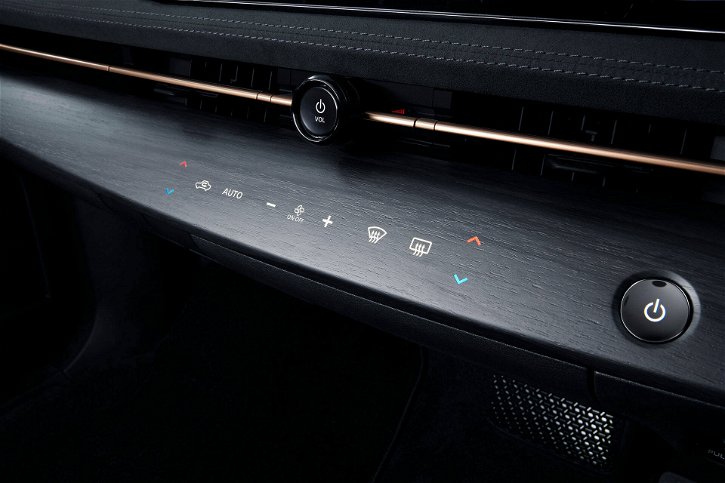 Immagine di Nissan Ariya avrà controlli touch tattili come DualSense di PlayStation 5