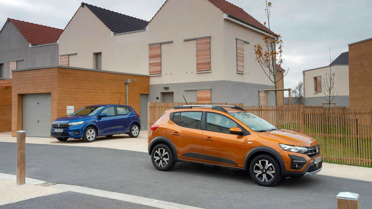 Immagine di Dacia Sandero batte tutti: la più venduta in Europa a luglio