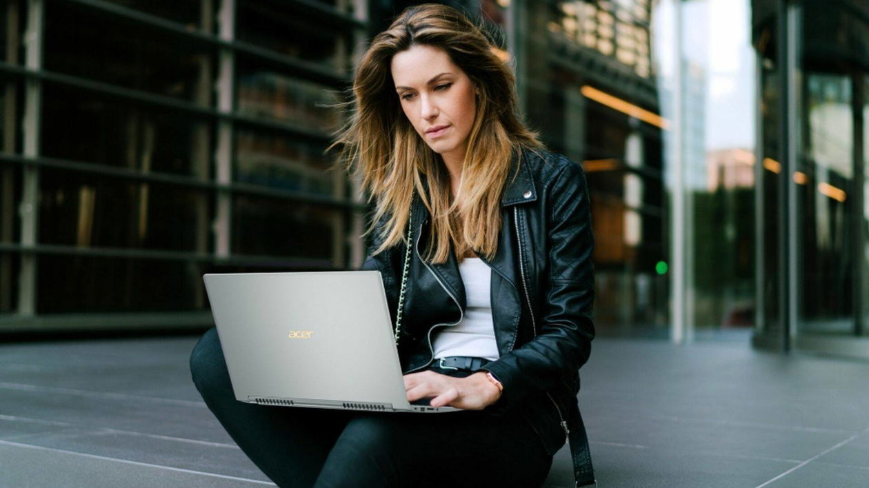 Immagine di ePrice, tanti computer in offerta per il Back to School