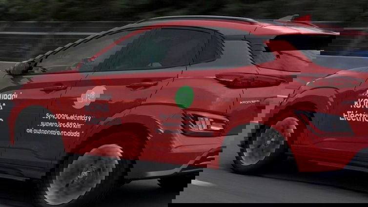Immagine di Hyundai Kona supera l'autonomia dichiarata di 130 Km