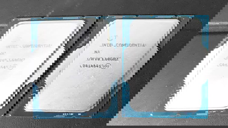 Immagine di Intel Alder Lake, fotografato il prototipo delle CPU di prossima generazione