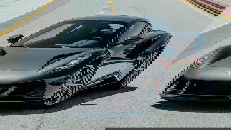 Immagine di Lotus Emira, eccola in azione a Laguna Seca