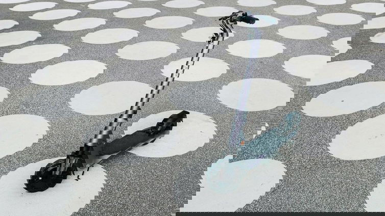 Immagine di Monopattini elettrici, scatta l’obbligo di frecce e doppi freni