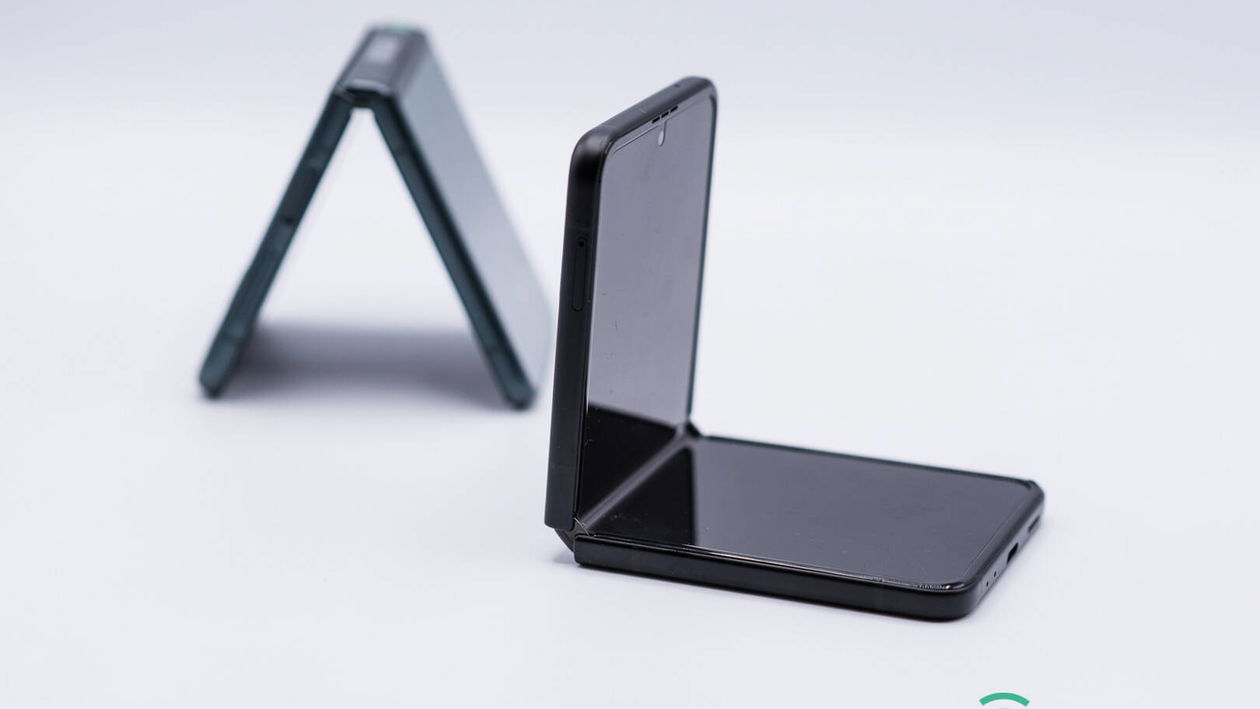 Immagine di Samsung Galaxy Z Flip3 ad un prezzo super nelle offerte Unieuro!