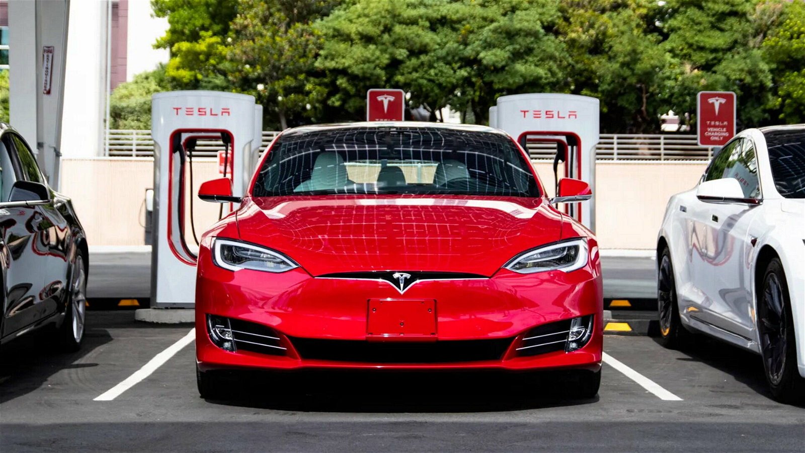 Immagine di Tesla Model S usata venduta a più di 50,000$