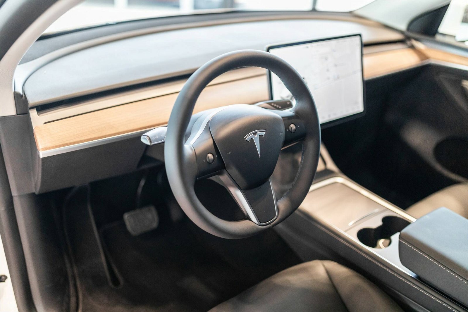 Immagine di Nuovamente disponibili i videogiochi per i passeggeri Tesla