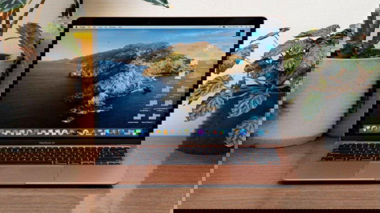 Immagine di Follia Amazon: MacBook Air con chip M1 a meno di 900€!