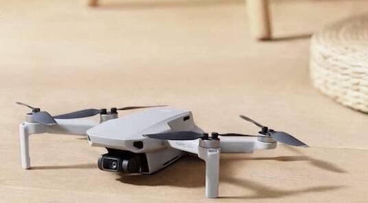 Immagine di Offerte di settembre Amazon: prezzo imperdibile per questo mini drone DJI!