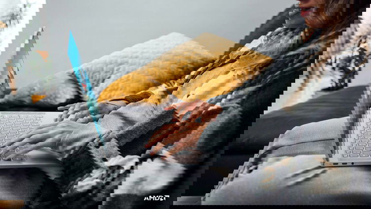 Immagine di Questo PC Lenovo è ottimo per studio e lavoro ed è in sconto di 200€!