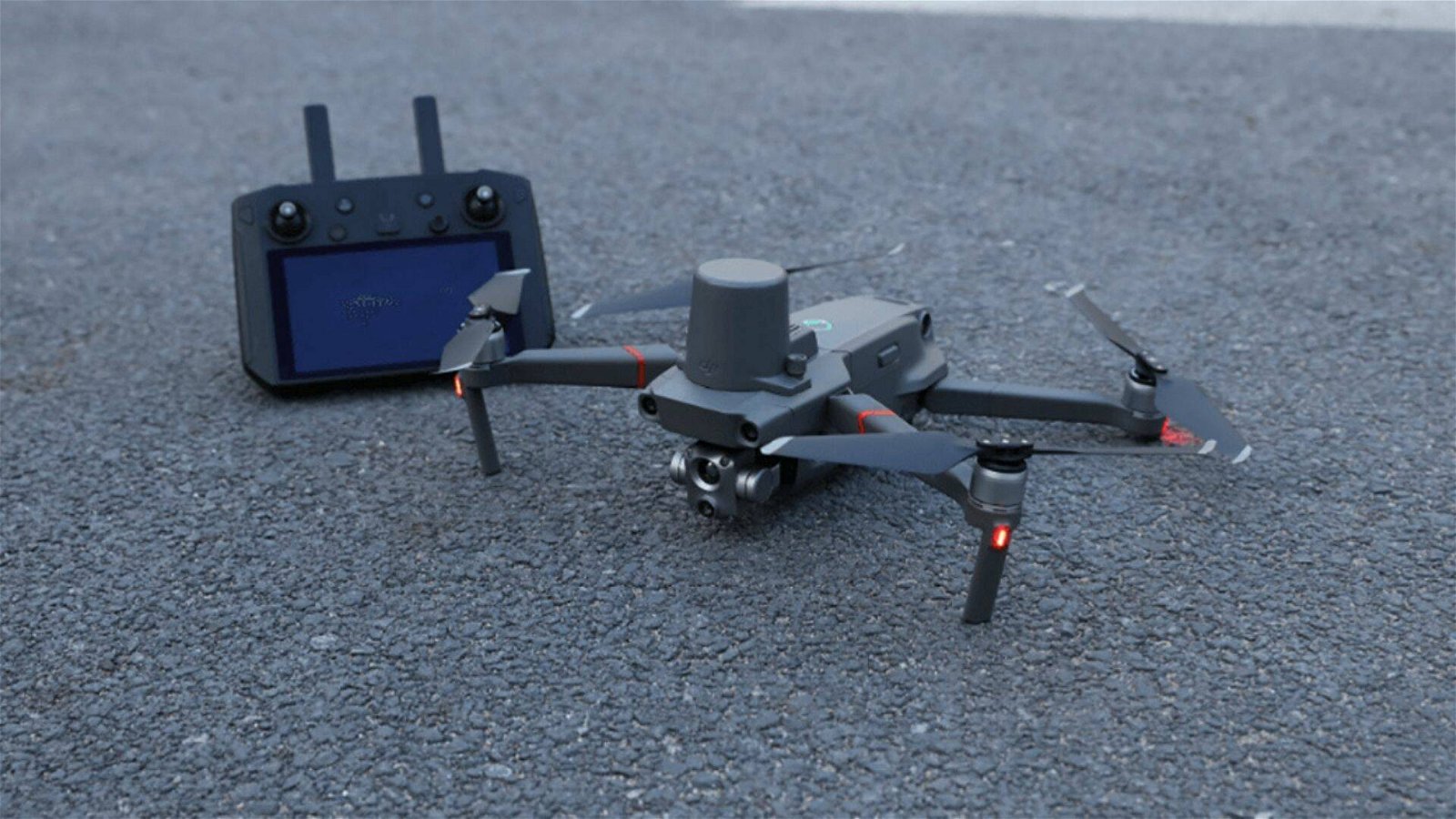 Immagine di Drone DJI Mavic 2 Enterprise Zoom scontato di 400€ da Mediaworld!