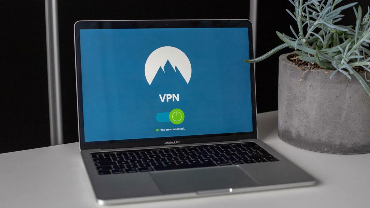 Immagine di NordVPN: 2 anni di abbonamento in sconto del 63%, e vinci 3 o 12 mesi extra!