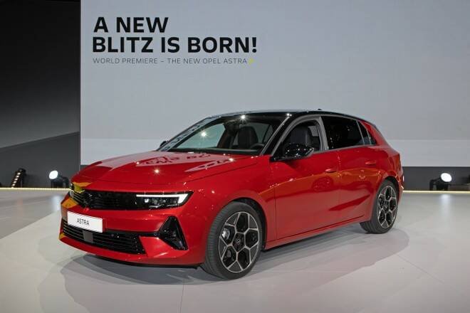 Immagine di Nuova Opel Astra, l'elettrica nel 2023 ora termica e ibrida