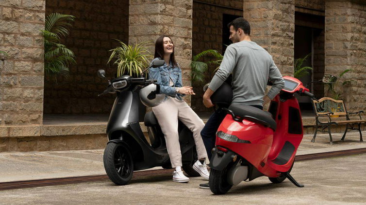 Immagine di Ola Electric, solo lavoratrici nello stabilimento indiano di scooter elettrici