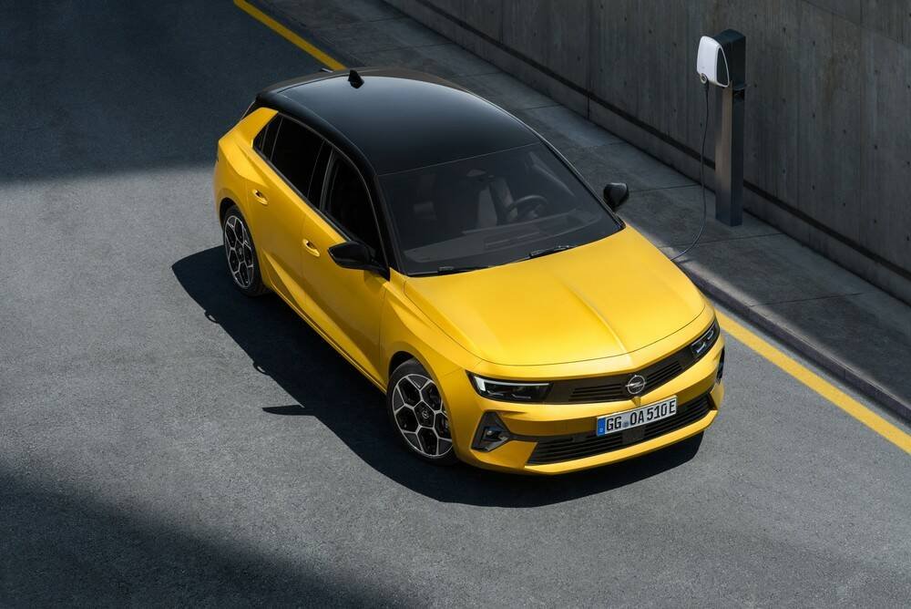 Immagine di Nuova Opel Astra, la variante elettrica arriva nel 2023