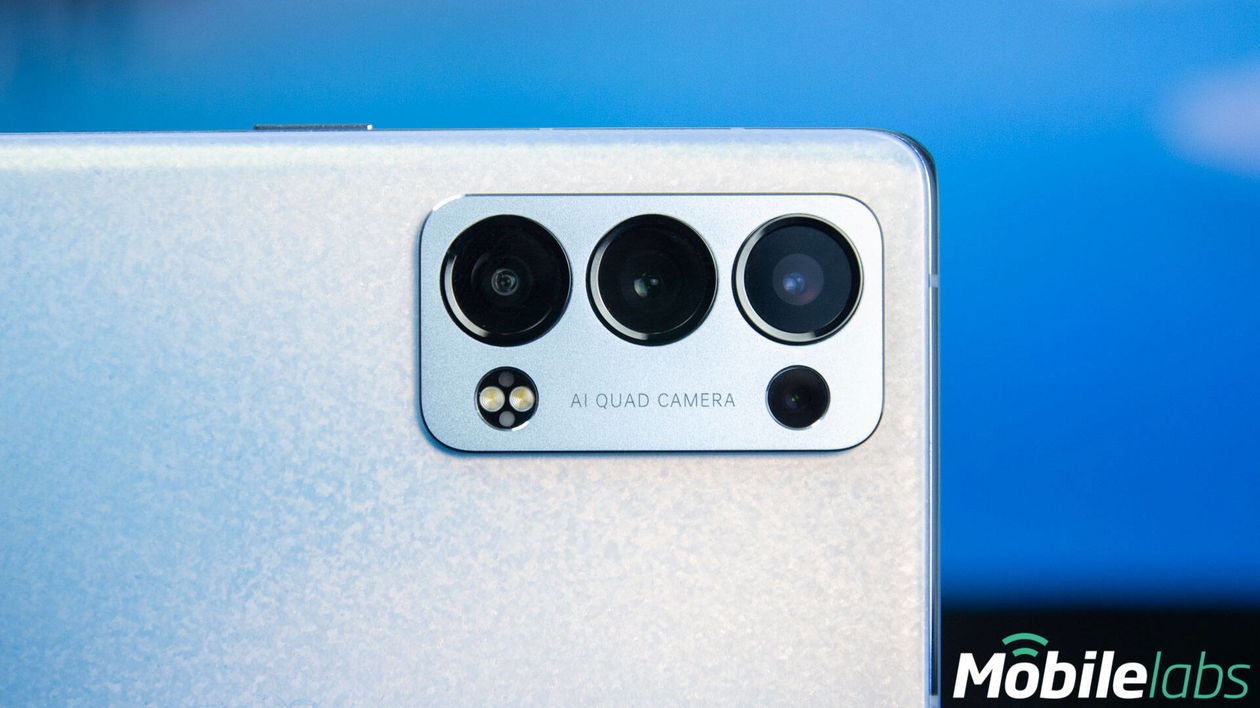 Immagine di Oppo Reno6, l'evoluzione del design Glow passa dall'innovazione