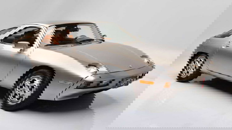 Immagine di Porsche 928 di Tom Cruise all'asta: valore da record del mondo