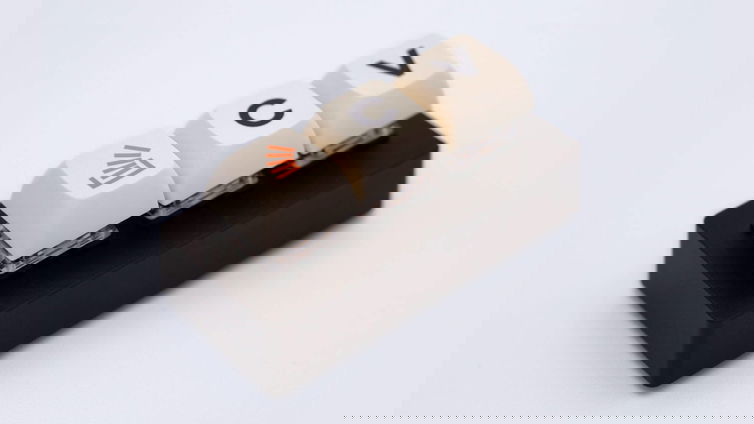 Immagine di Ora potete acquistare questa piccola tastiera nata per il copia e incolla