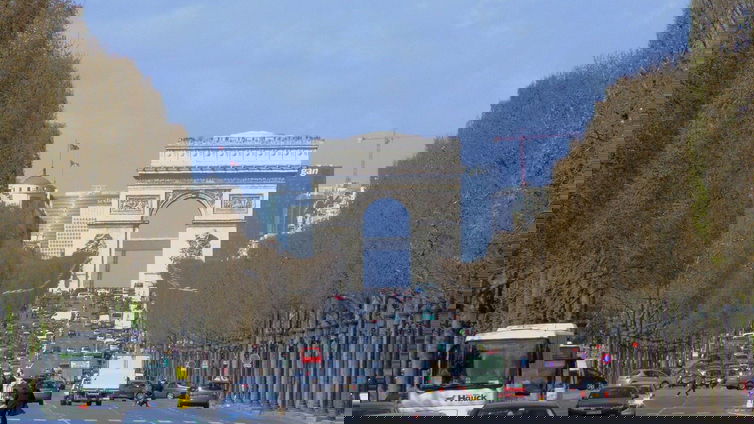 Immagine di Parigi, scatta il limite di velocità a 30 km/h