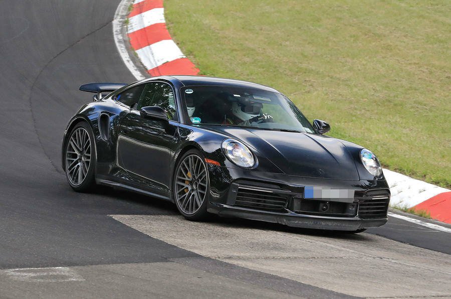 Immagine di Più libertà per sviluppare la Porsche 911 elettrica: nuove ipotesi