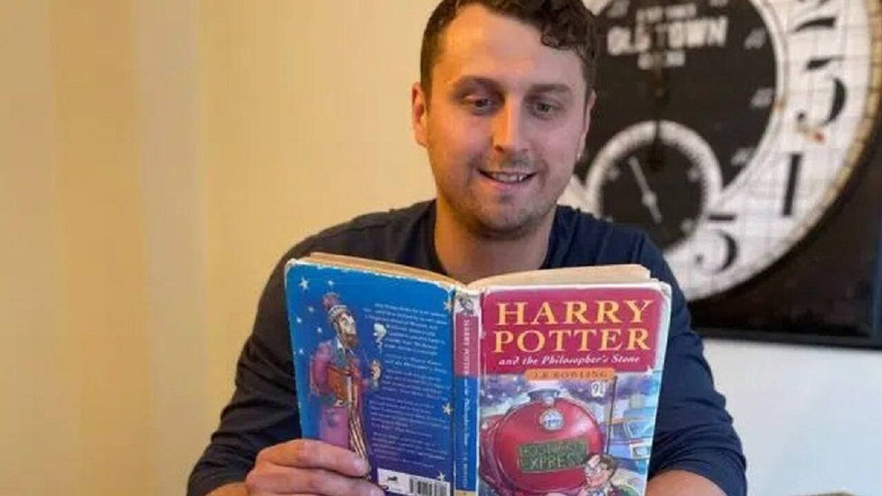 Immagine di Il vero Harry Potter ha venduto il primo raro libro della saga per 37.000 dollari