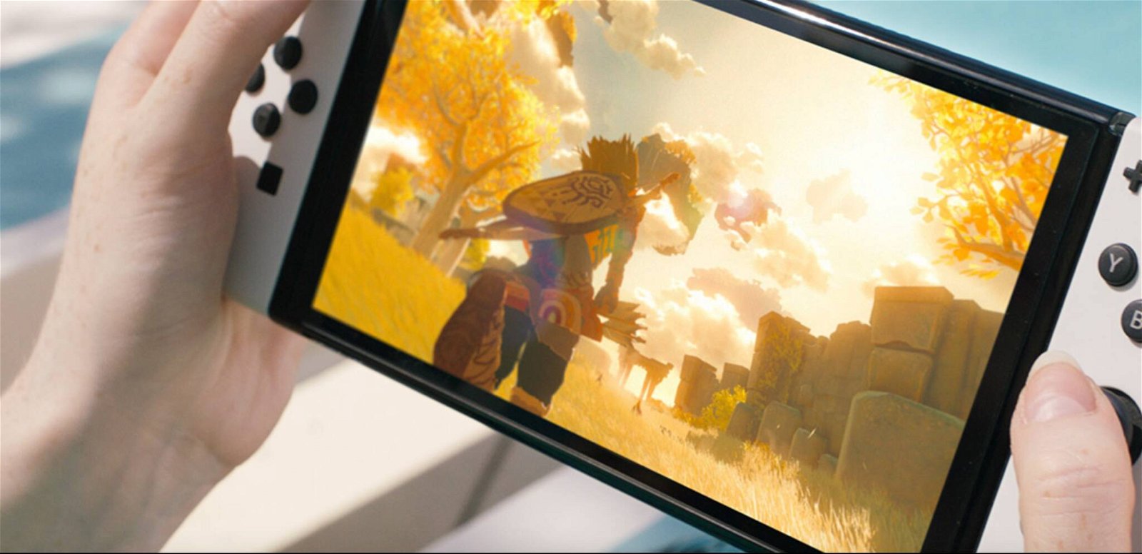 Immagine di Nintendo, azioni in discesa in attesa del lancio di Switch OLED
