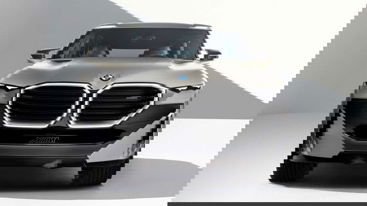 Immagine di BMW XM Concept: il nuovo SUV sportivo è un ibrido plug-in da record