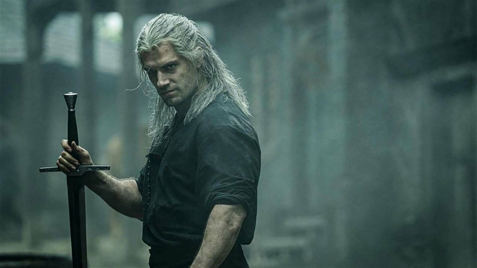 Immagine di Henry Cavill continuerà a interpretare Geralt di Rivia, ma alle sue condizioni