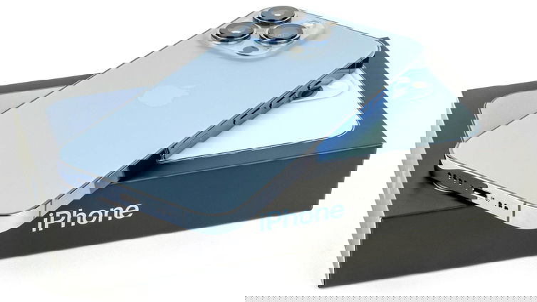 Immagine di iPhone: design sempre uguale? La "colpa" sarebbe dei clienti