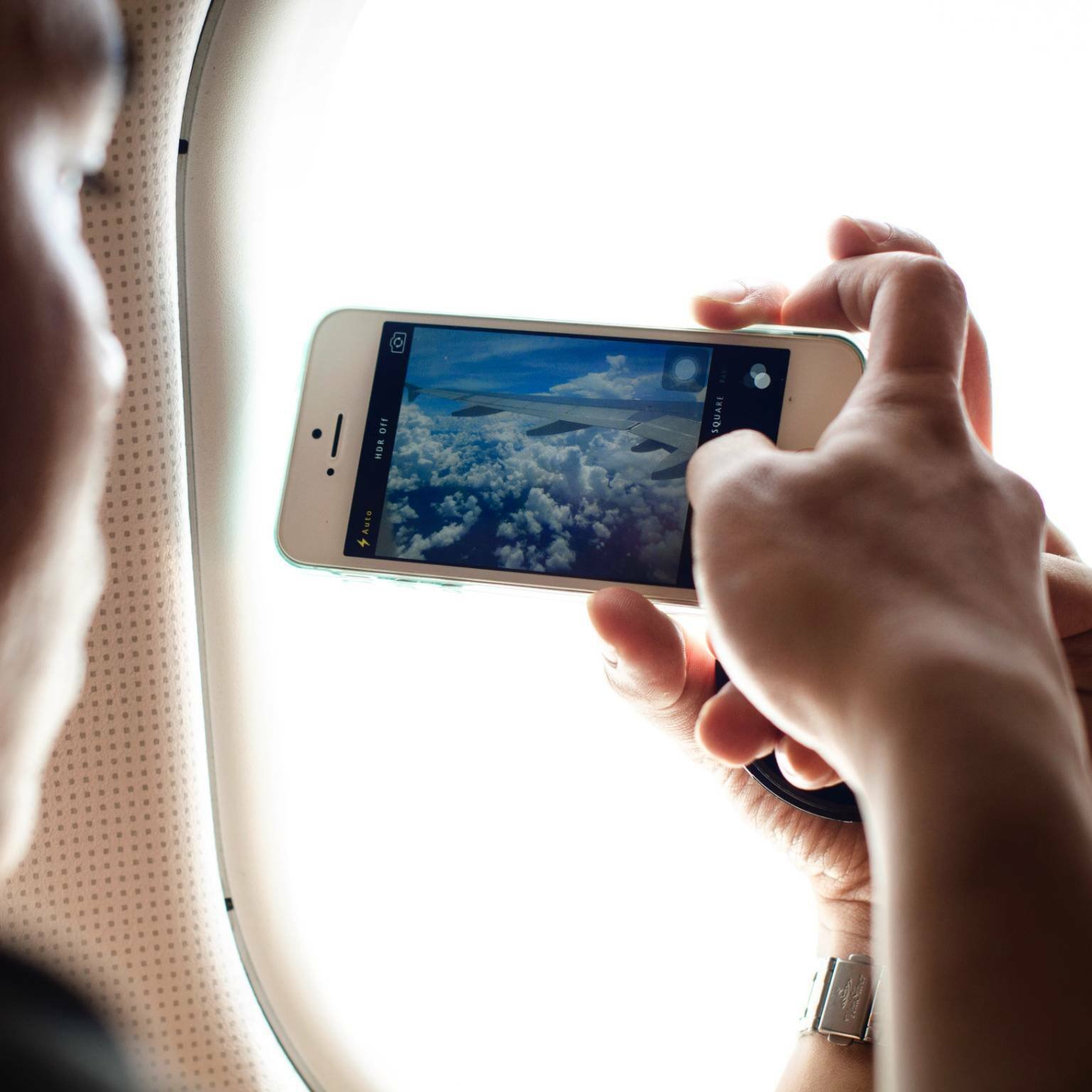 Immagine di iPhone è "indistruttibile", ecco il sopravvissuto a una caduta dall'aereo