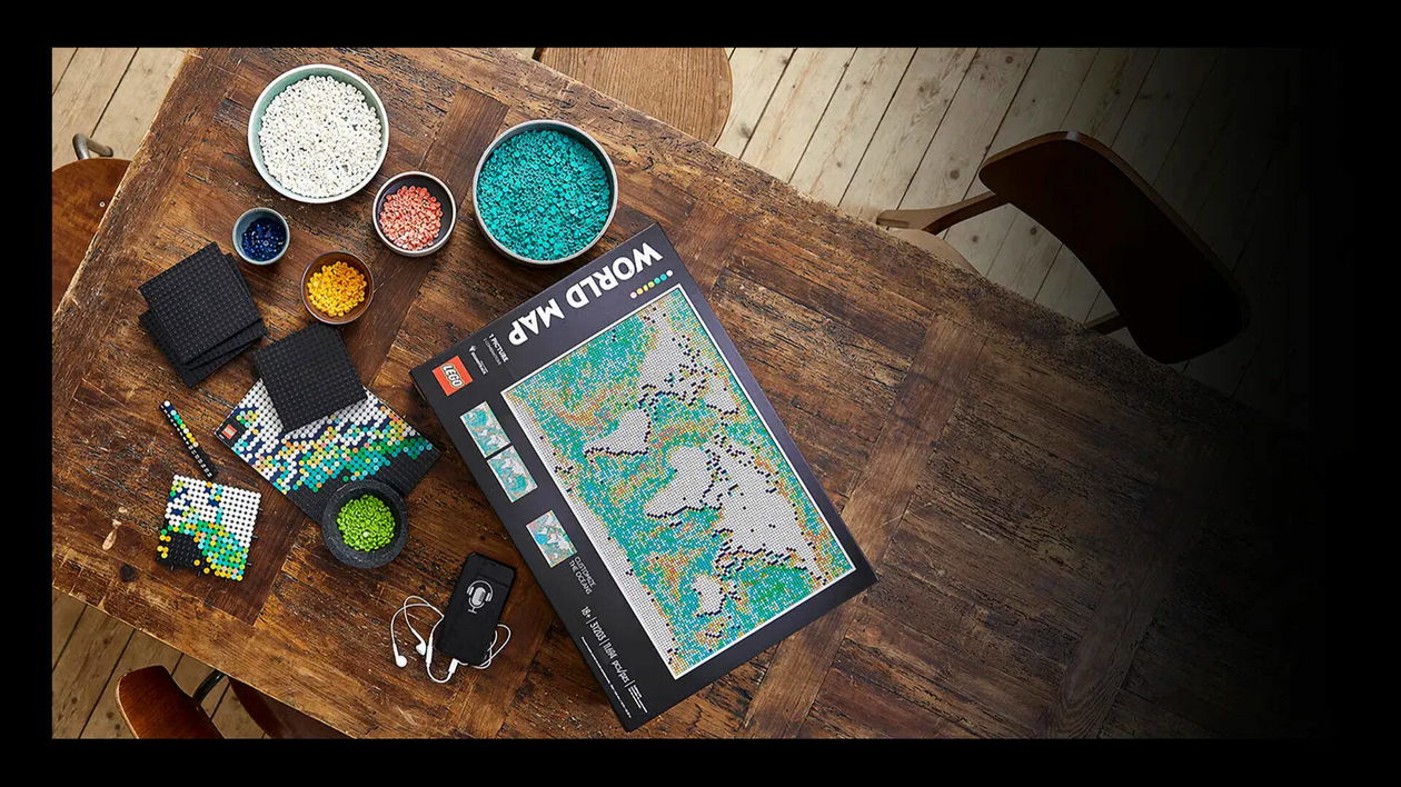 Immagine di LEGO Natale 2021 | I migliori set Adults Welcome 18+ da regalare a Natale