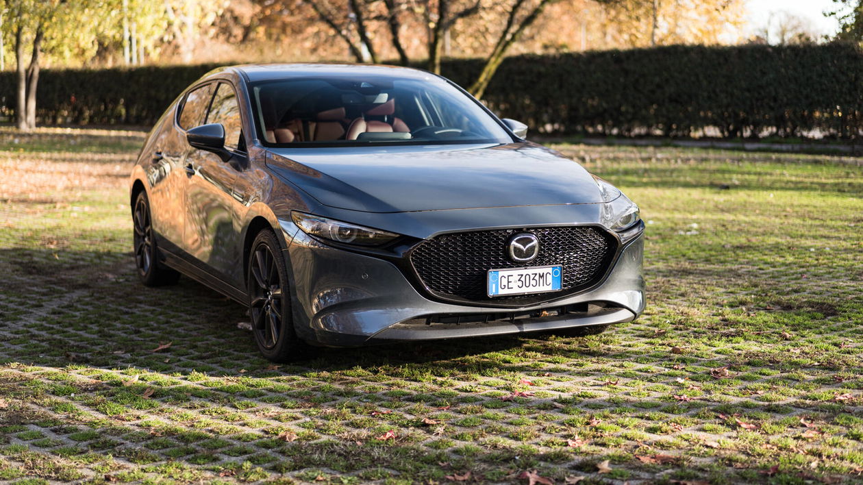 Immagine di Prova, Mazda 3 Skyactiv-X 2021: la ibrida da 186 cv dal cambio raffinato