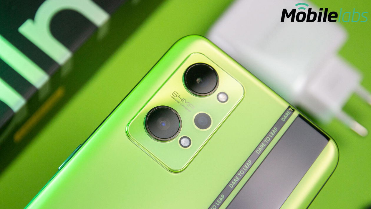 Immagine di Realme GT Neo 2 ad un prezzo shock ancor prima di debuttare