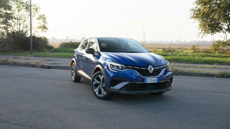 Immagine di Prova, Renault Captur E-Tech Hybrid: il crossover ibrido da 20 km/l