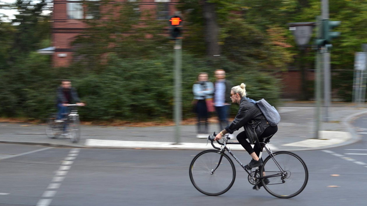 Immagine di Questa borsa a tracolla è impermeabile, perfetta per la bici, e costa meno di 20€!