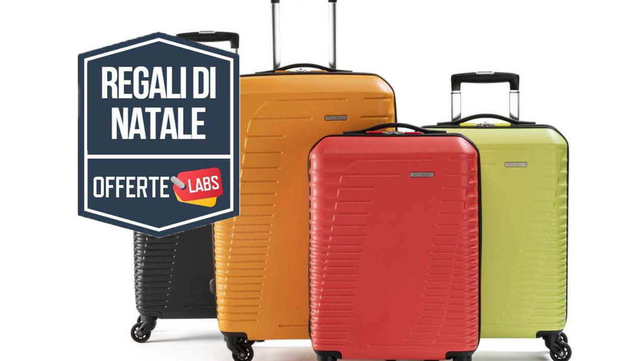 Immagine di Regala Carpisa a Natale! Con 3 acquisti il quarto è in omaggio!