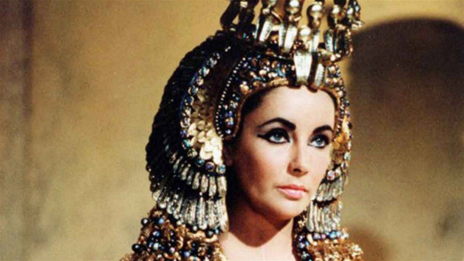 Immagine di Patty Jenkins fa un passo indietro dalla regia di Cleopatra di Gal Gadot