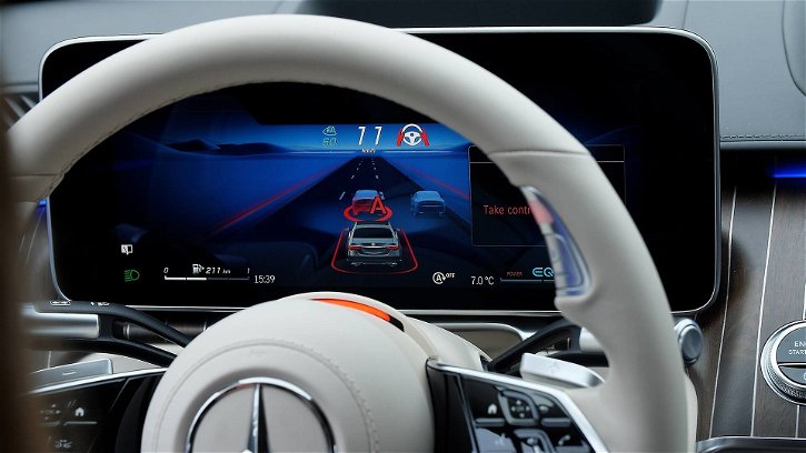Immagine di Mercedes riceve l'approvazione per il sistema di guida assistita di Livello 3 in Germania