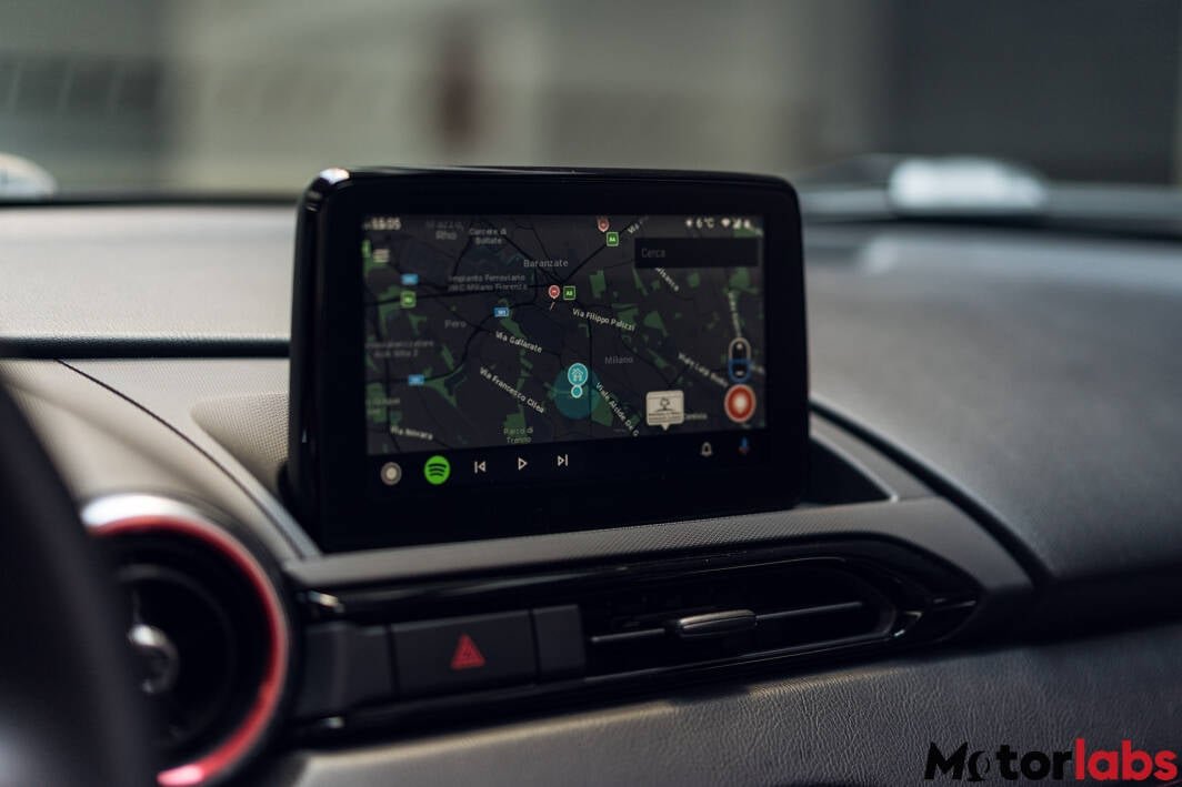 Immagine di Android Auto ora Wireless su ogni auto con questo accessorio