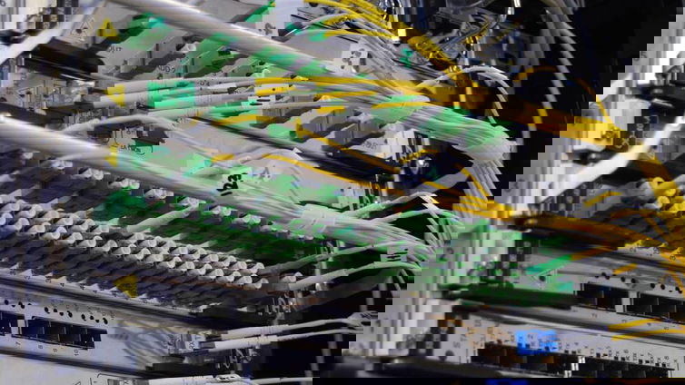 Immagine di PNRR: Fibra ottica in 7 milioni di case grazie a Open Fiber e TIM