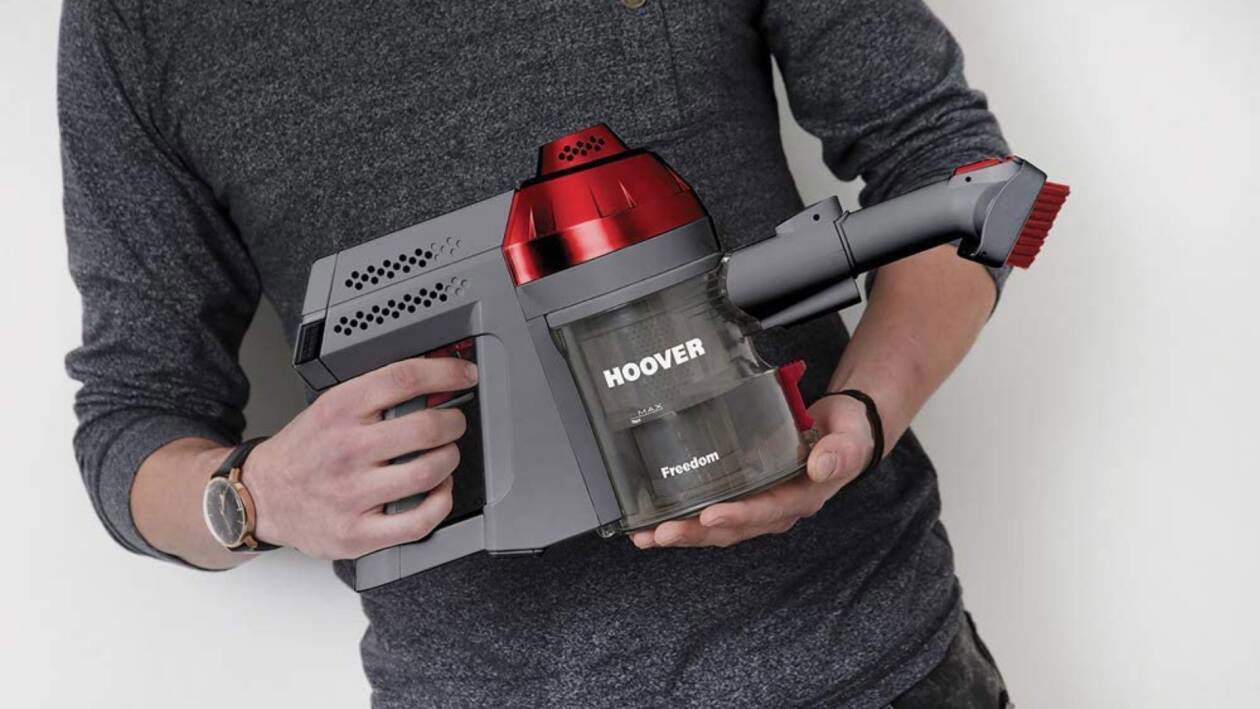 Immagine di Offertissima Amazon: Scopa elettrica senza fili Hoover Freedom in sconto del 40%!!!