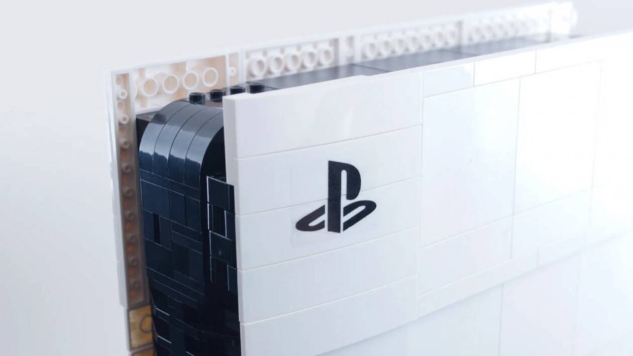 Immagine di PS5 e Xbox Series X non si trovano, allora un fan realizza le console coi LEGO