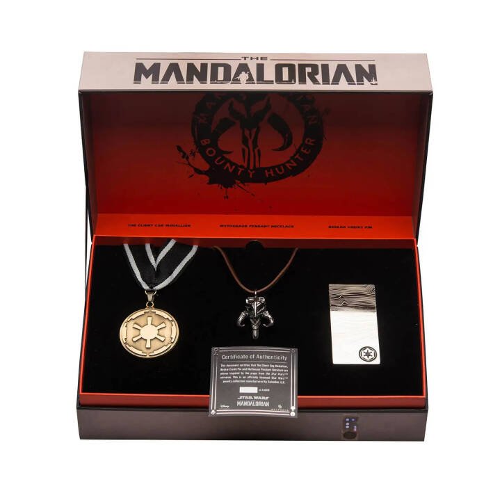 the-mandalorian-disponibile-il-set-replica-premium-211604.jpg